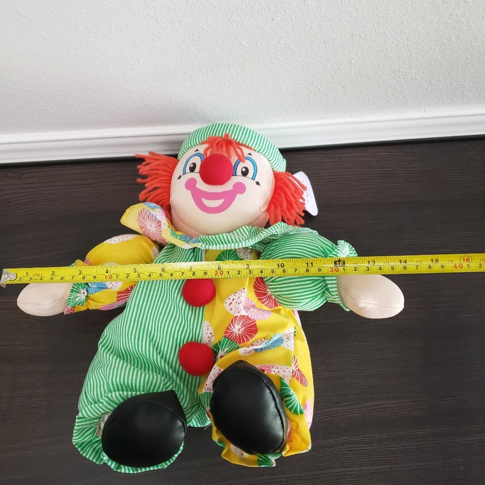 Vintage Sugar Loaf Toys Clown 14